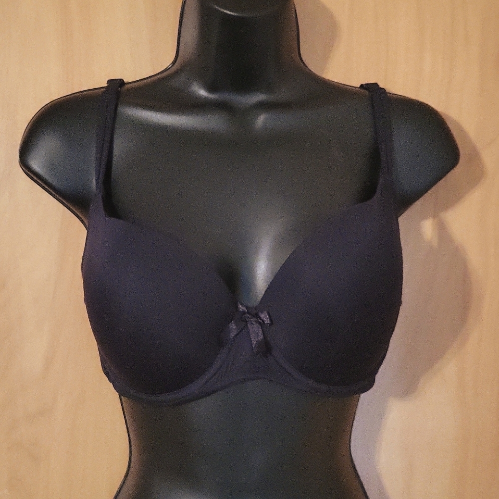 Women's Black 38C Underwire Padded Bra